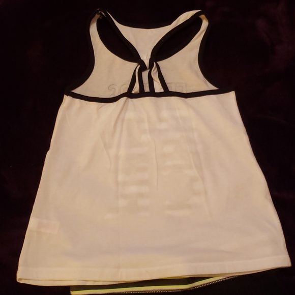 Barely worn! Athletic Set, tank & shorts - Picture 3 of 8